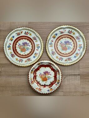 Vintage Daher Floral Metal Serving Trays Set of 3 England Red Gold Flowers